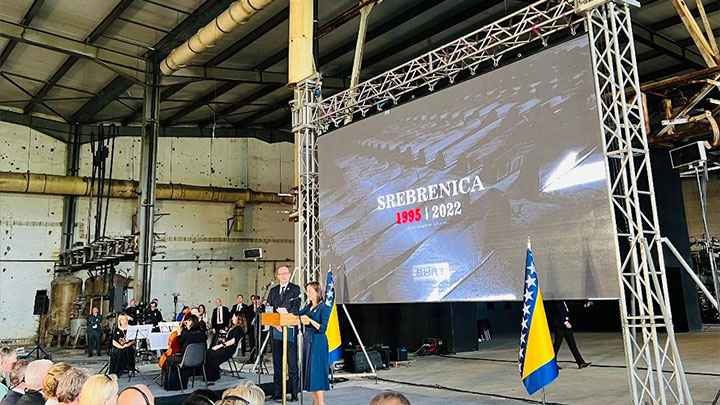 La Présidente Gatti Santana à la 27e commémoration du génocide de Srebrenica