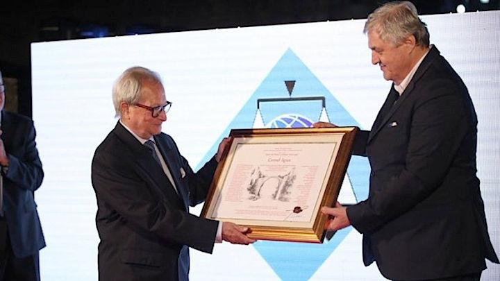 Le TPIY reçoit le prix Mostar Peace Connection